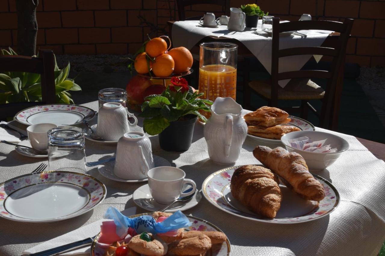 Bed and Breakfast Su Fassoi Càbras Zewnętrze zdjęcie